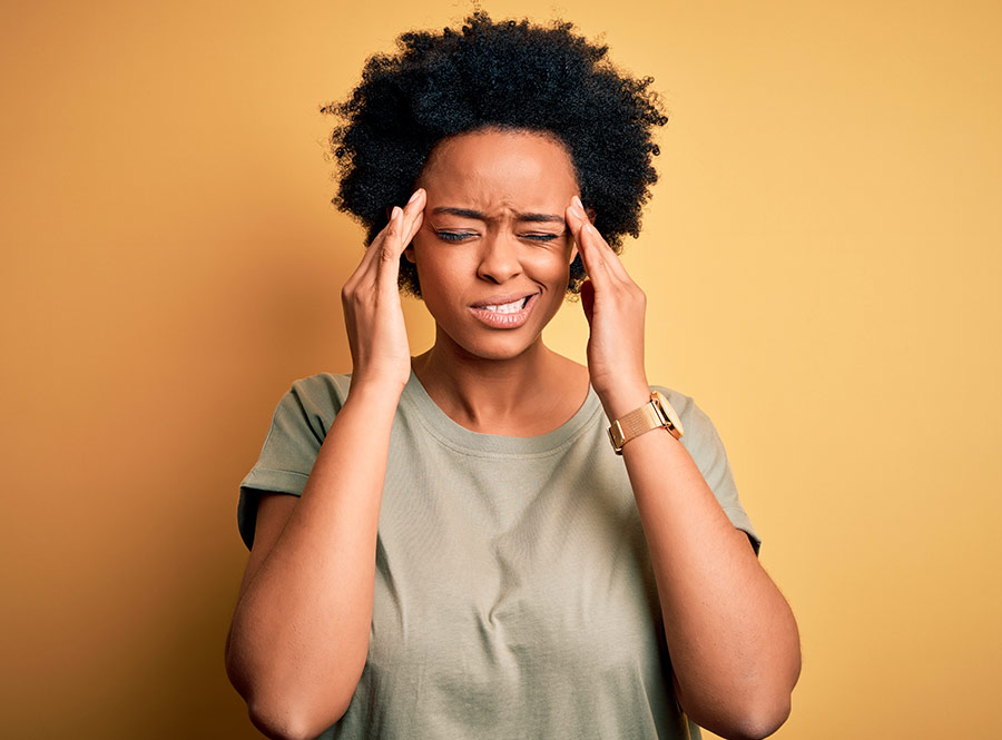 Quais sintomas podem indicar um tumor cerebral?